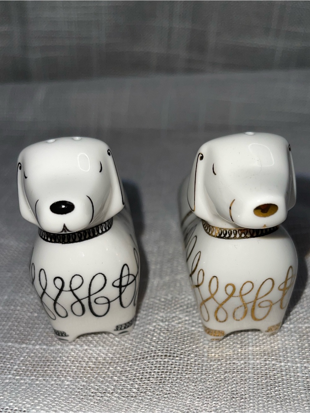 Kate Spade White Ceramic Dog Salt and Pepper Shakers with Gold and Black Accents - Picture 3 of 5